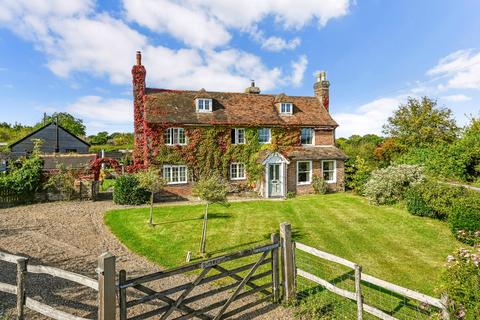 3 bed property, in Oak Grove Lane, £625,000