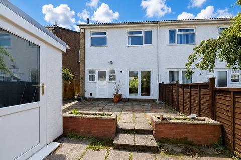 3 bed property, in Maes Yr Afon, £240,000
