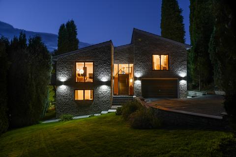 5 bed property, in Almondsbury, £1,250,000