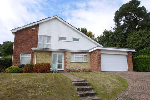 4 bed property, in Plymouth Park, £1,200,000