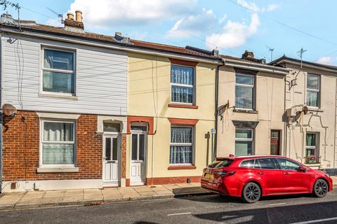 3 bed property, in St. Vincent Road, £250,000