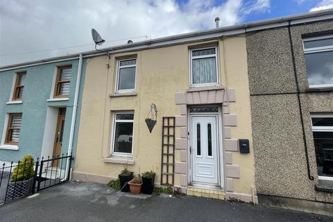3 bed property, in Globe Row, £146,950