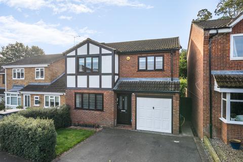 3 bed property, in Broadlands Way, £315,000