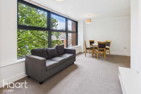 2 bed property, in Friar Gate, £140,000