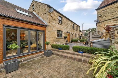 3 bed property, in The Old Byre, £650,000