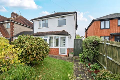 3 bed property, in Eldon Road, £525,000