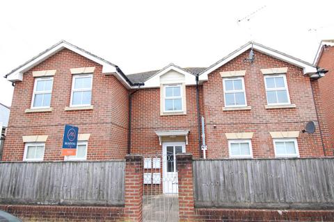 1 bed property, in Consort Road, £155,000