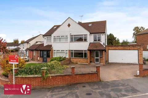 4 bed property, in Varney Close, £695,000
