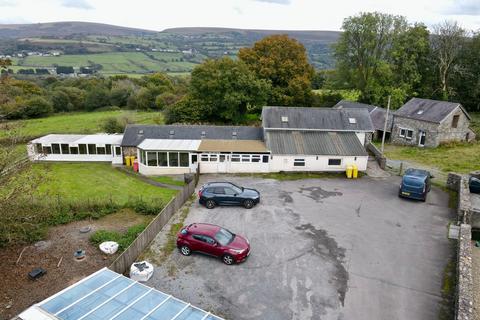 5 bed property, in Tycroes Road, £875,000