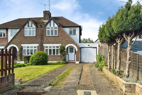 3 bed property, in Colemans Moor Lane, £500,000