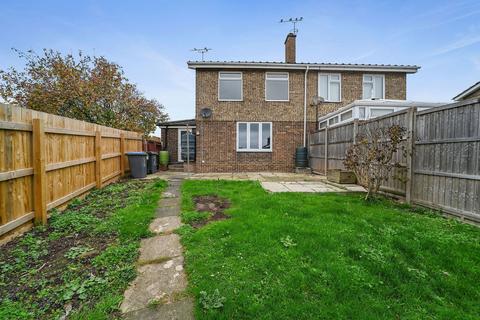 3 bed property, in Cranworth Close, £280,000