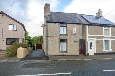 3 bed property, in Bryn Goleu, £175,000