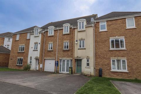 4 bed property, in Llwyn Y Gog, £380,000