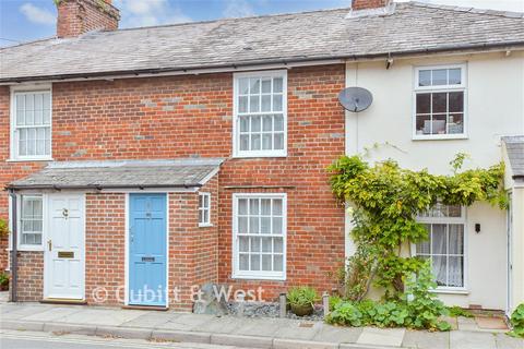 2 bed property, in Kings Terrace, £340,000