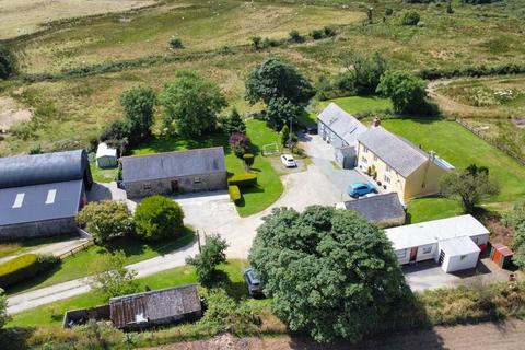 9 bed property, in Mynachlogddu, £800,000