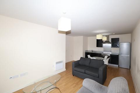 2 bed property, in Pilgrims Way, £80,000