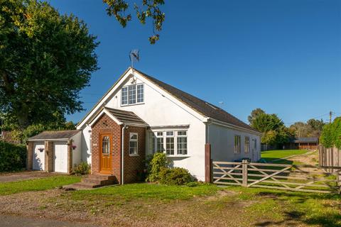4 bed property, in Cross Lane, £740,000