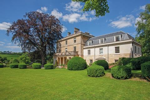 8 bed property, in Bath Road, £3,750,000