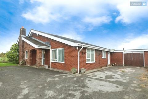 2 bed property, in Hind Heath Road, £300,000