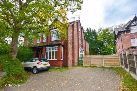 6 bed property, in Manchester Road, £550,000