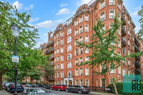 4 bed property, in Oakwood Court, £3,000,000