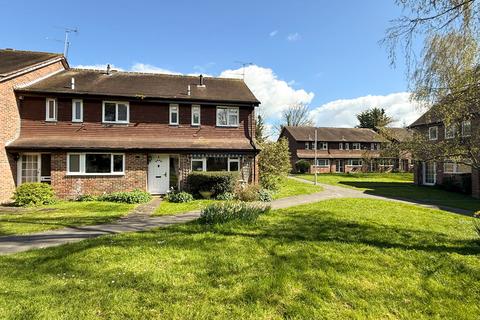 3 bed property, in 8 The Birches, £500,000