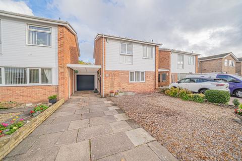 3 bed property, in Wharton Avenue, £365,000