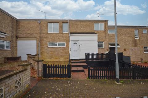 3 bed property, in Highbrook, £160,000