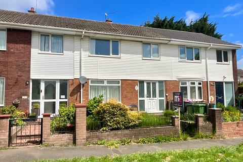 3 bed property, in Henllys Way, £165,000