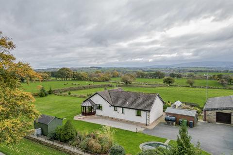 3 bed property, in Walton, £350,000