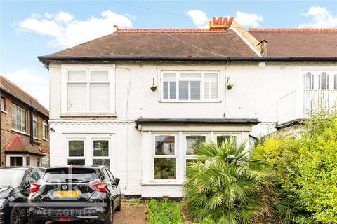 1 bed property, in Mitcham Park, £220,000