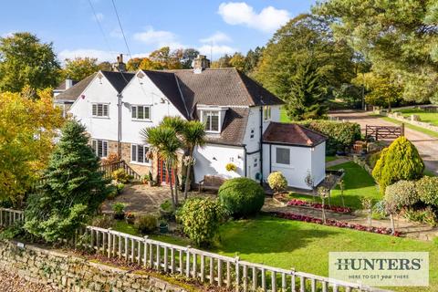 3 bed property, in Acacia Park Terrace, £550,000