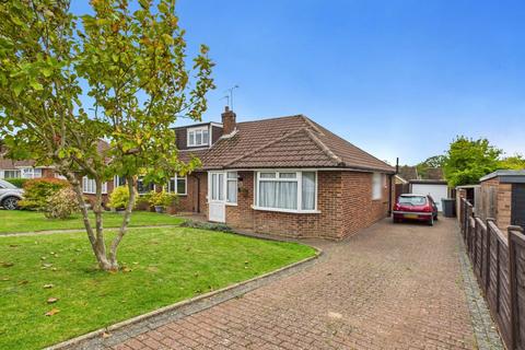 2 bed property, in Elizabeth Avenue, £675,000