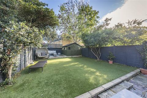 3 bed property, in Darell Road, £1,050,000