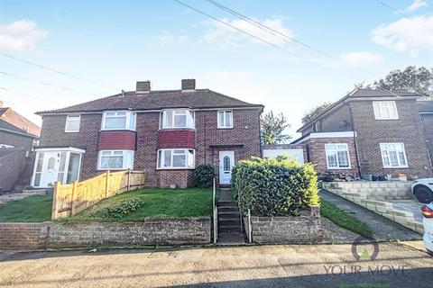 3 bed property, in Eden Avenue, £270,000