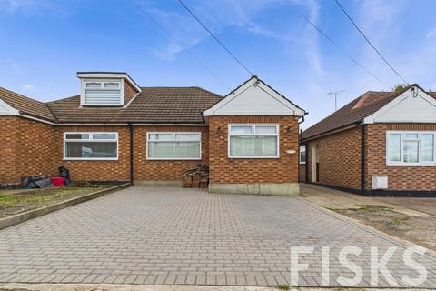 2 bed property, in Church Road, £375,000
