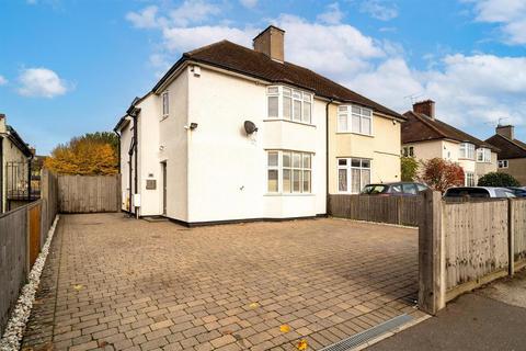 3 bed property, in St Albans Road East, £525,000