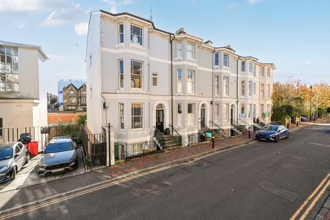 Studio, in York Road, £85,000