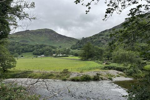 5 bed property, in Nant Gwynant, £495,000