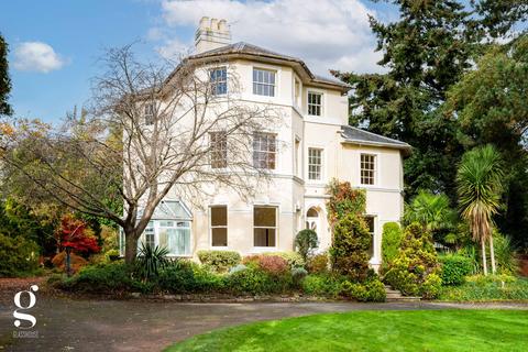 7 bed property, in Grafton Lane, £1,150,000