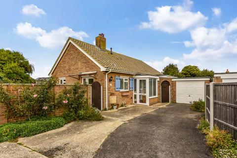 4 bed property, in Owers Way, £750,000