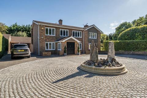 5 bed property, in Waingels Road, £1,750,000