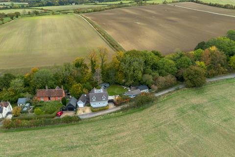 7 bed property, in Kates Lane, £775,000