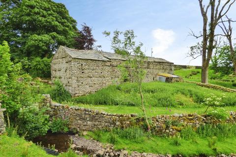 1 bed property, in Lunds, £20,000