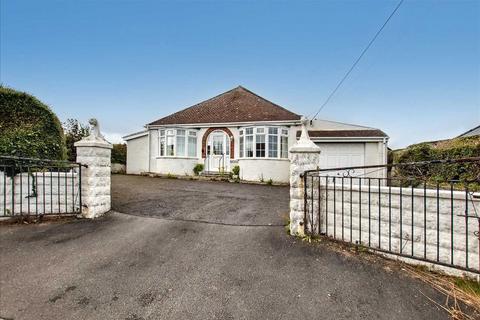 3 bed property, in Keepings, £369,950