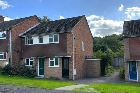 1 bed property, in Border End, £140,000