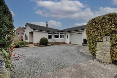 3 bed property, in The Parklands, £400,000
