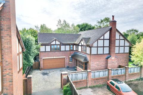 5 bed property, in Newcastle Road, £550,000
