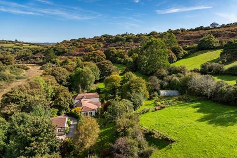 5 bed property, in Wheal Henry, £885,000