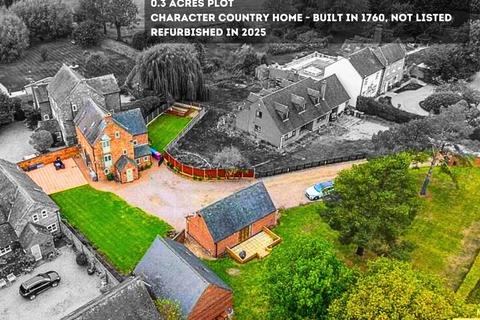 5 bed property, in Millside House, £800,000